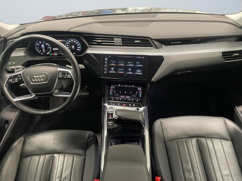 Audi e-tron Advanced 55 QUATTRO - 13