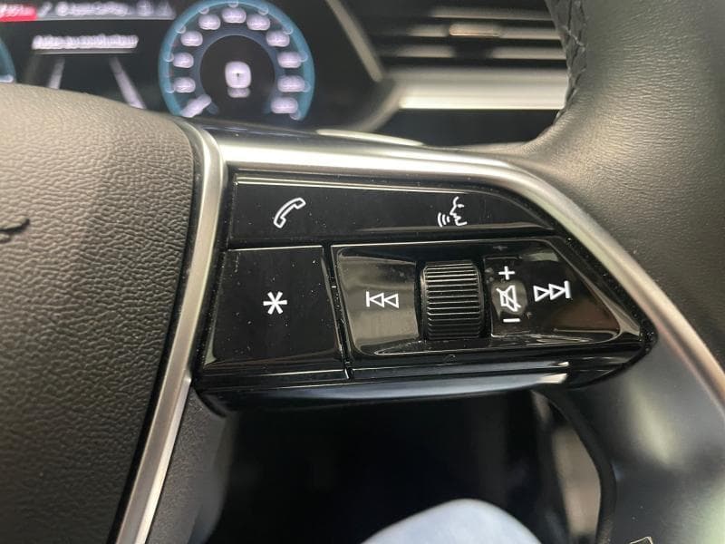 Audi e-tron Advanced 55 QUATTRO - 26