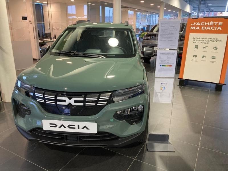 Dacia Spring /! 5 ANS DE GARANTIE /!  RENAULT NERI FLERON - 3