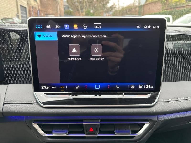 Volkswagen Tiguan NEW MODEL*CAMERA*NAVIGATION*SIEGES CHAUFFANTS+++ - 16