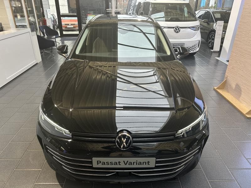 Volkswagen Passat Variant NAVI*APP CONNECT*SIEGES CHAUFF+++ - 2