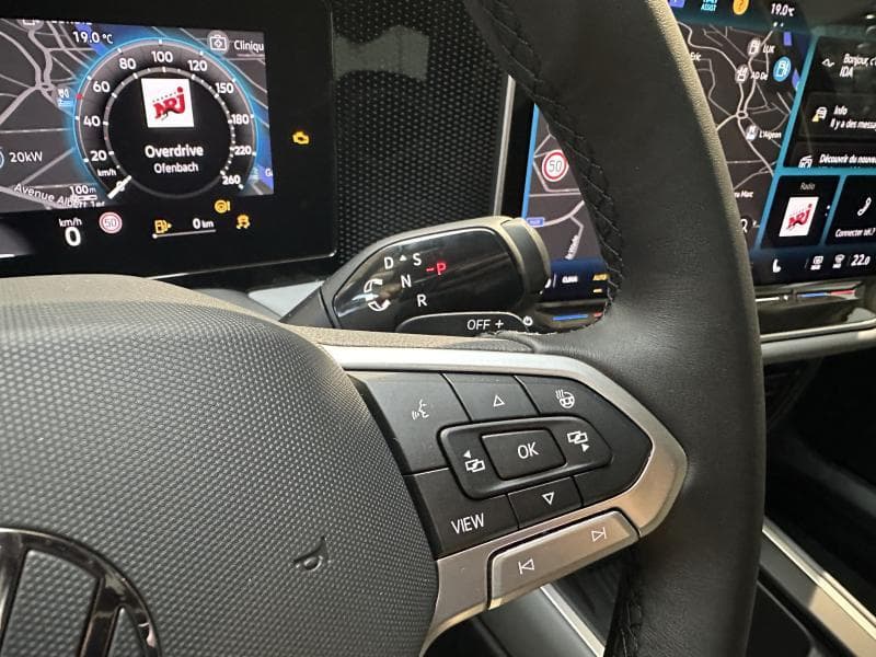 Volkswagen Passat Variant NAVI*APP CONNECT*SIEGES CHAUFF+++ - 24