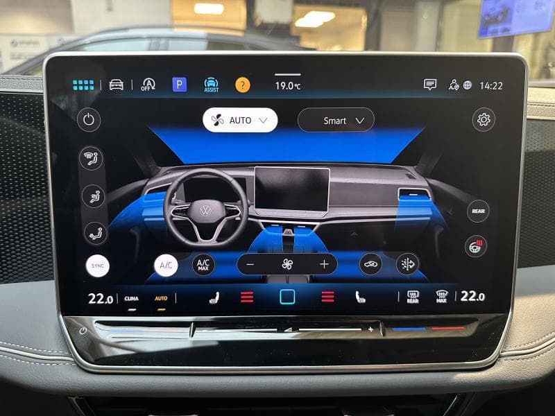 Volkswagen Passat Variant NAVI*APP CONNECT*SIEGES CHAUFF+++ - 16