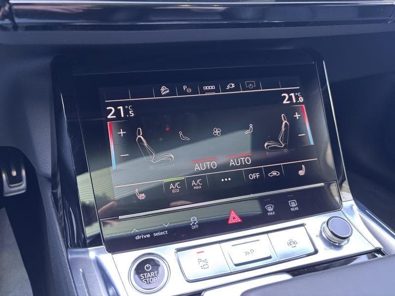 Audi Q8 e-tron S-line - 31