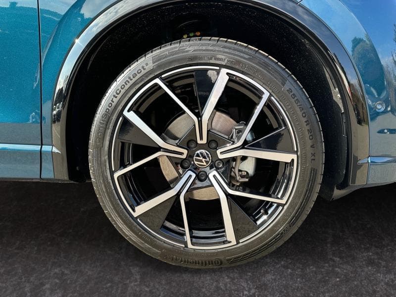 Volkswagen Tiguan R-LINE*BOITE AUTO*CAMERA 360*ATTACHE REMORQUE+++ - 31