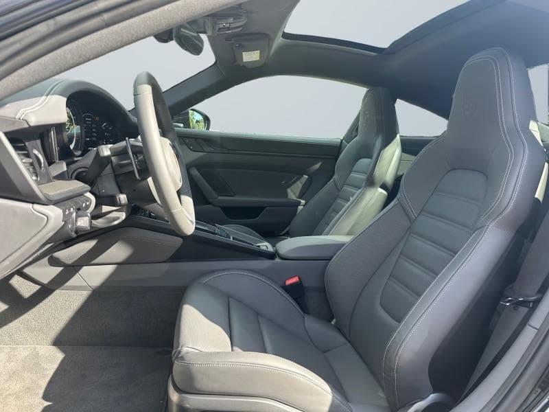 Porsche 992 Carrera 4 GTS!!3800Kms*CUIR EXCLU*TOIT PANO*BOSE++ - 9