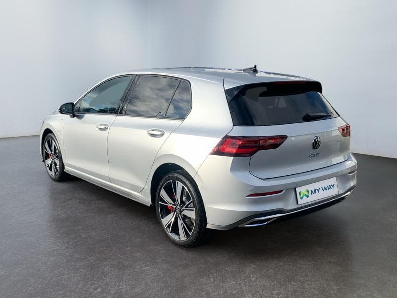 Volkswagen Golf VIII GTE - 7