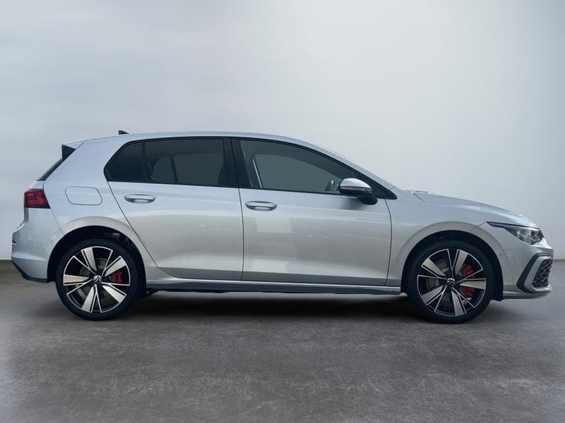 Volkswagen Golf VIII GTE - 5