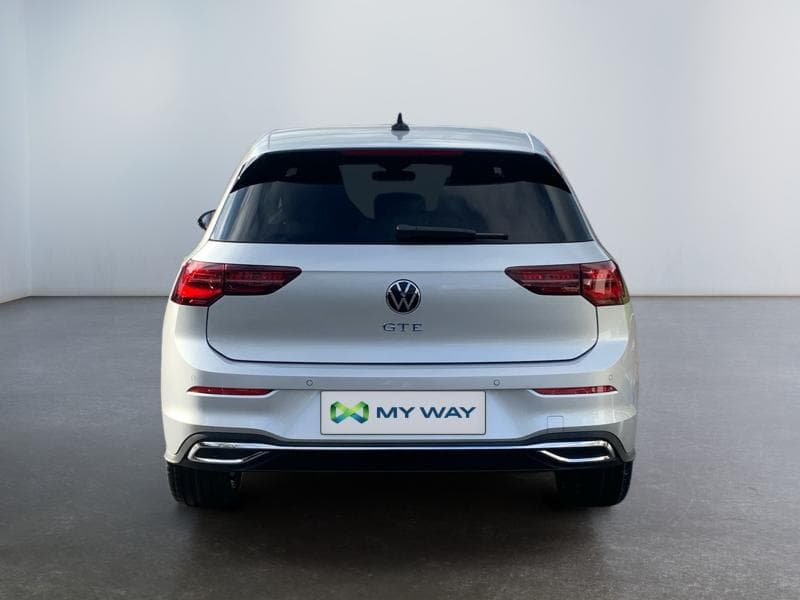 Volkswagen Golf VIII GTE - 8