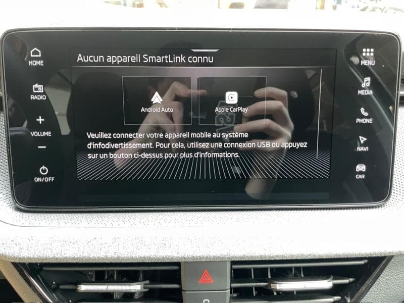 Skoda Kamiq Corporate | 1.0TSi 115cv DSG | GPS | Camera | Cruise - 22
