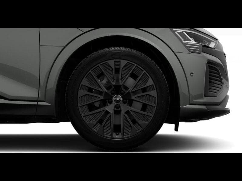 Audi Q8 e-tron S-Line 55 Quattro - 15