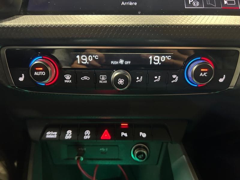 Audi A1 Advanced | 1.0 TSI 110cv | GPS | Caméra | Carplay | Capteurs Av/Ar - 24