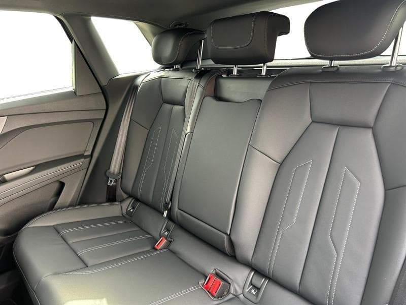 Audi Q4 e-tron Corporate S | 77kWh 285cv | Pompe à chaleur | Carplay | Caméra | Sièges Av chauffants - 15