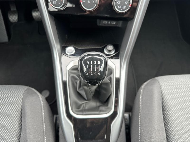 Volkswagen T-Roc APP-CONNECT*CAMERA DE RECUL*KEYLESS+++ - 18