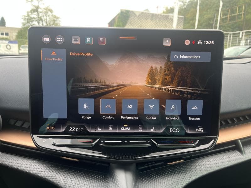 Cupra Tavascan VZ | 77kwH 340cv | 4Drive |Toit pano | Caméra 360° | LED Matrix - 24