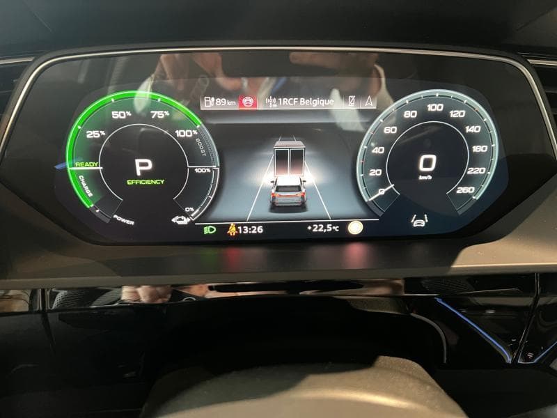 Audi Q8 e-tron *55*Sline*Matrix*Pano*21\'\\\'*B&O*114 kw*Shadow* - 13