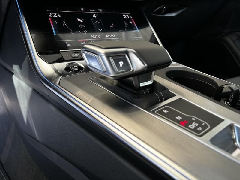 Audi A6 S-line int et ext | 2.0 TDI 163 CV | Camera | GPS | Carplay | Toit ouvrant et pano | kms evolutifs - 17