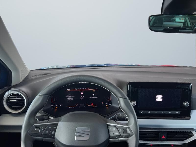 Seat Arona 40th Anniversaire - 13