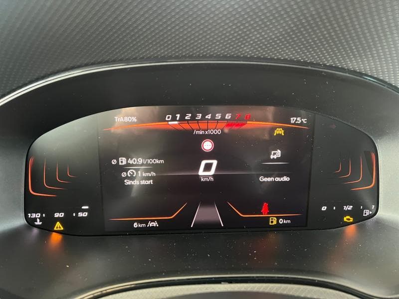 Seat Arona 40th Anniversaire - 14