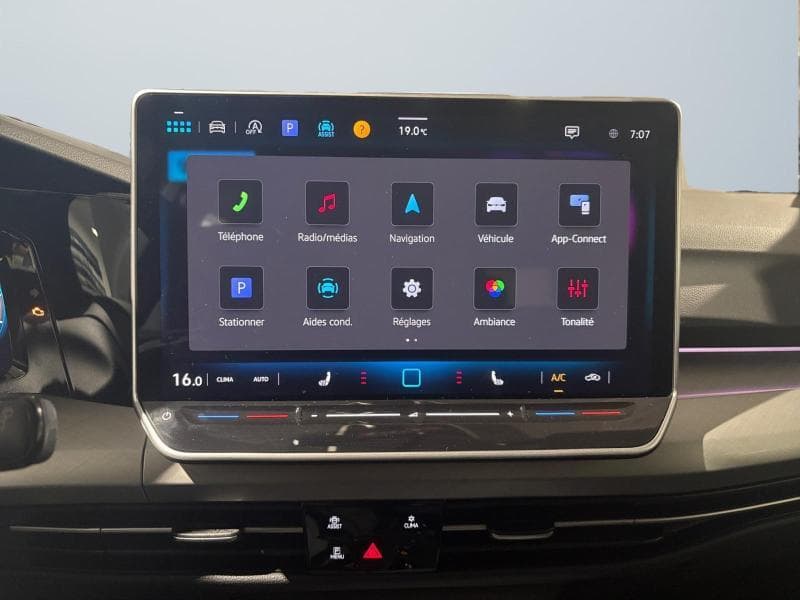Volkswagen Golf Variant 1.5 eTsi-Life Business Premium- CarPlay-BT-Camera - 21