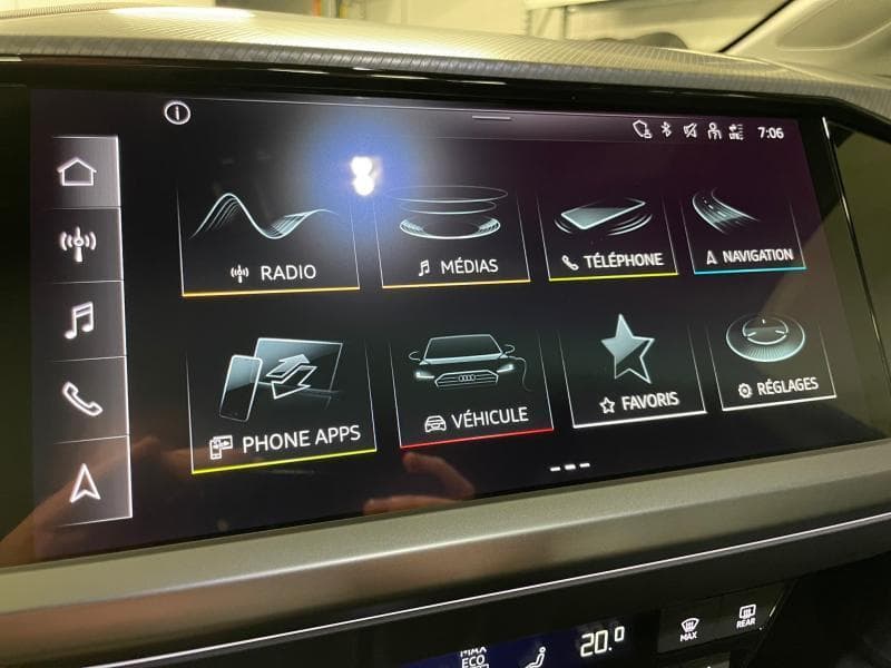Audi Q4 e-tron 45 Attraction *Cuir, Carplay, Caméra - 19