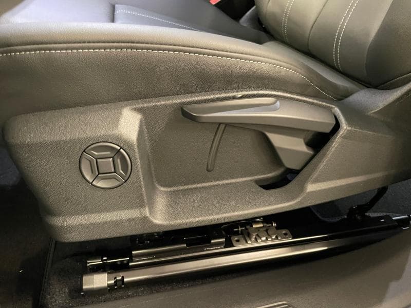 Audi Q4 e-tron 45 Attraction *Cuir, Carplay, Caméra - 28