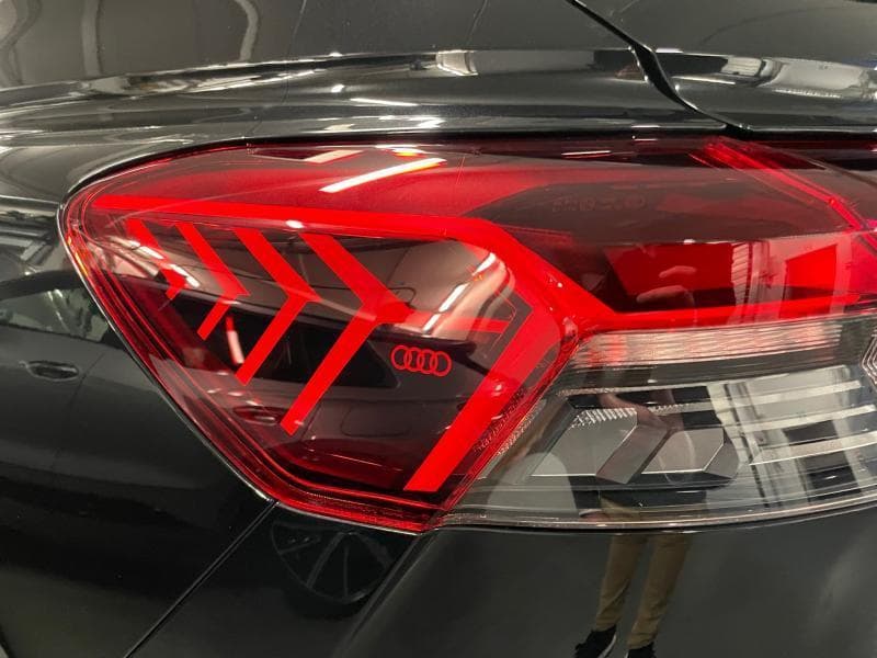 Audi Q4 e-tron 45 Attraction *Cuir, Carplay, Caméra - 27
