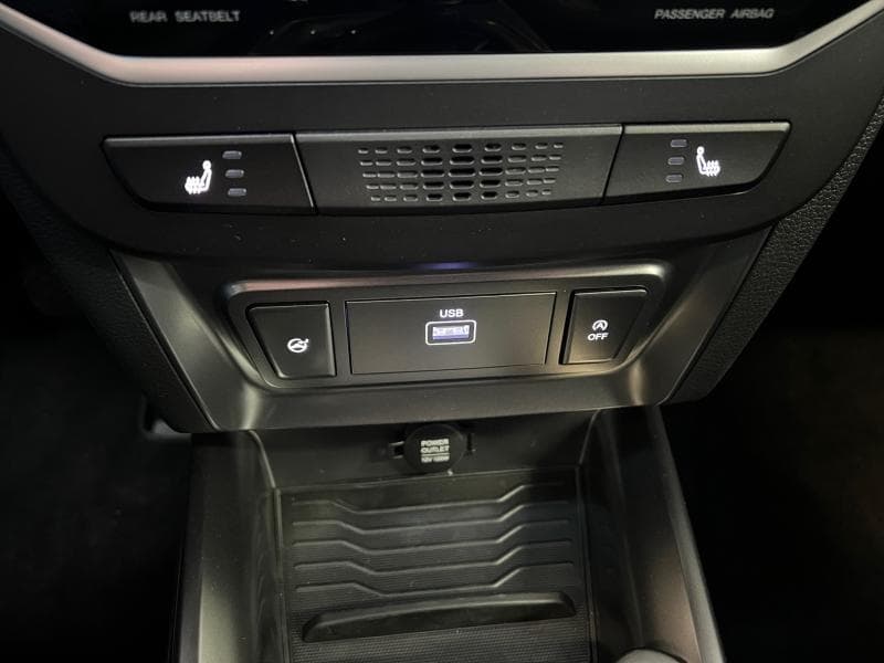 KGM TIVOLI PLATINIUM - 20