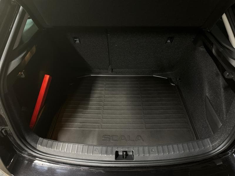 Skoda Scala Sélection | 1.0 TSI 110cv | Cuir/Alcantara | GPS | Camera - 27