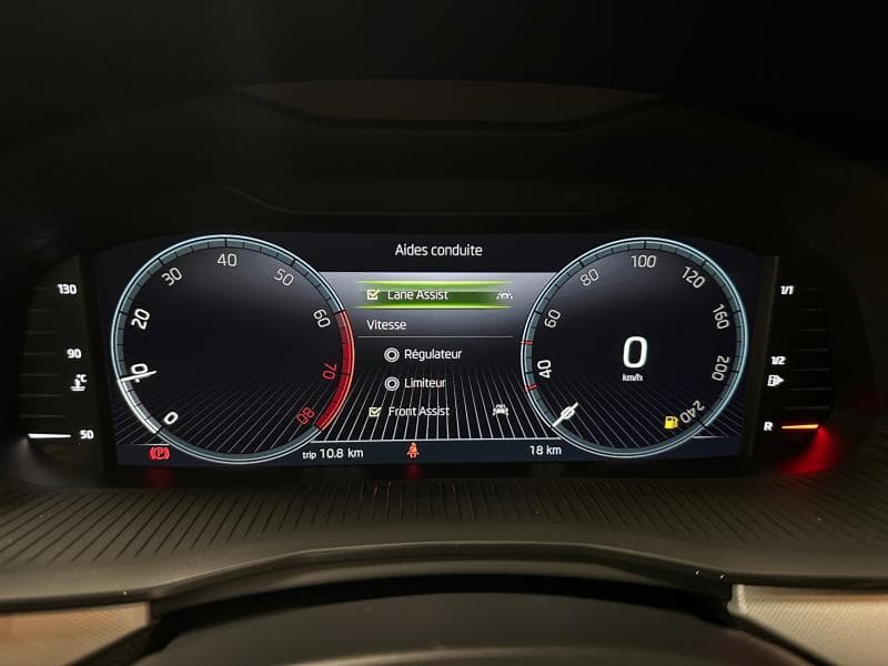 Skoda Scala Sélection | 1.0 TSI 110cv | Cuir/Alcantara | GPS | Camera - 18