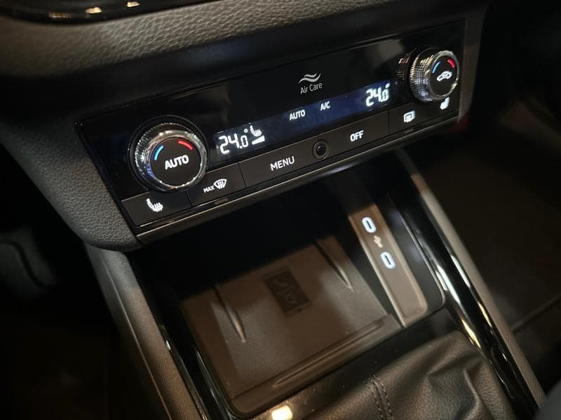 Skoda Scala Sélection | 1.0 TSI 110cv | Cuir/Alcantara | GPS | Camera - 24
