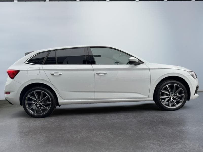 Skoda Scala Clever +, Toit pano, Caméra de recul - 5