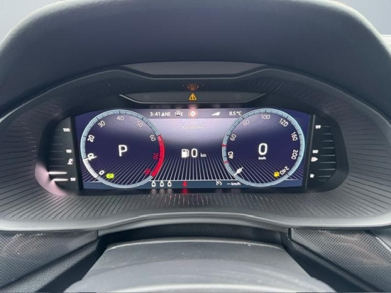 Skoda Scala Clever +, Toit pano, Caméra de recul - 17