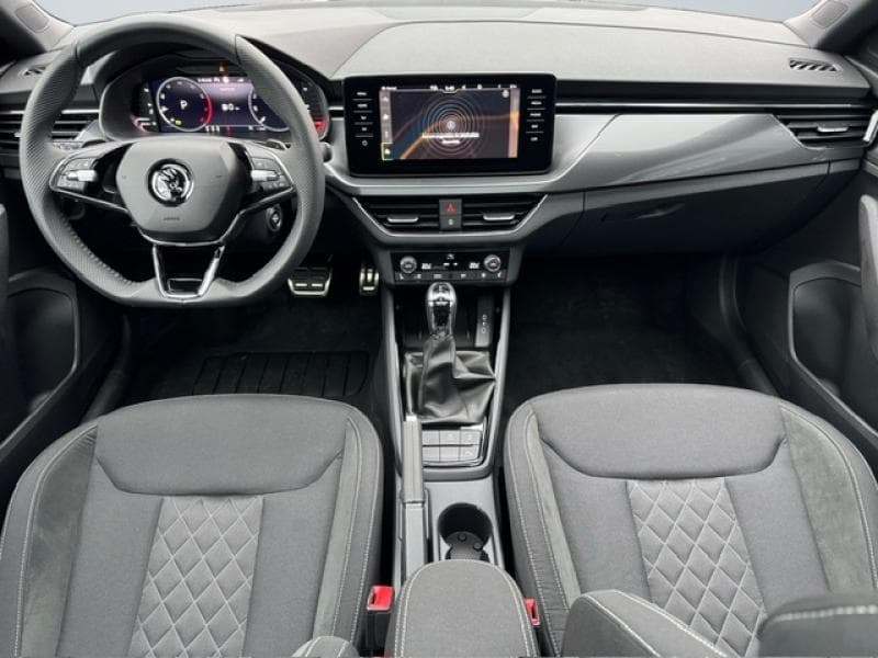 Skoda Scala Clever +, Toit pano, Caméra de recul - 11