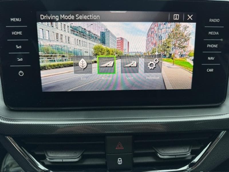 Skoda Scala Clever +, Toit pano, Caméra de recul - 23