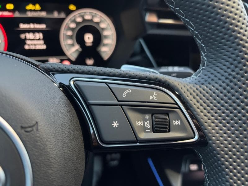 Audi A3 Sportback Competition hybride-GPS*Carplay*clim*Caméra*DriveSelect - tvac - 15