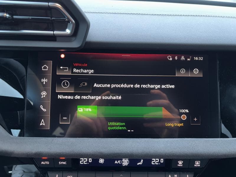 Audi A3 Sportback Competition hybride-GPS*Carplay*clim*Caméra*DriveSelect - tvac - 19