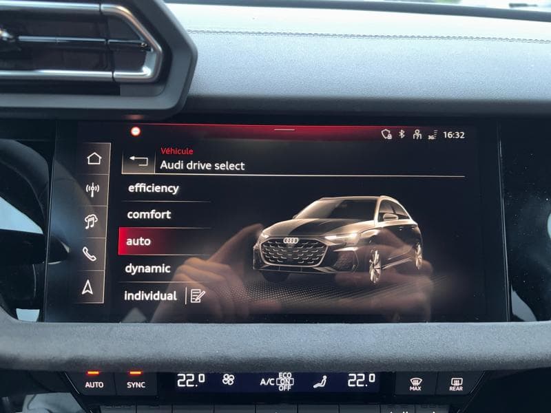 Audi A3 Sportback Competition hybride-GPS*Carplay*clim*Caméra*DriveSelect - tvac - 18
