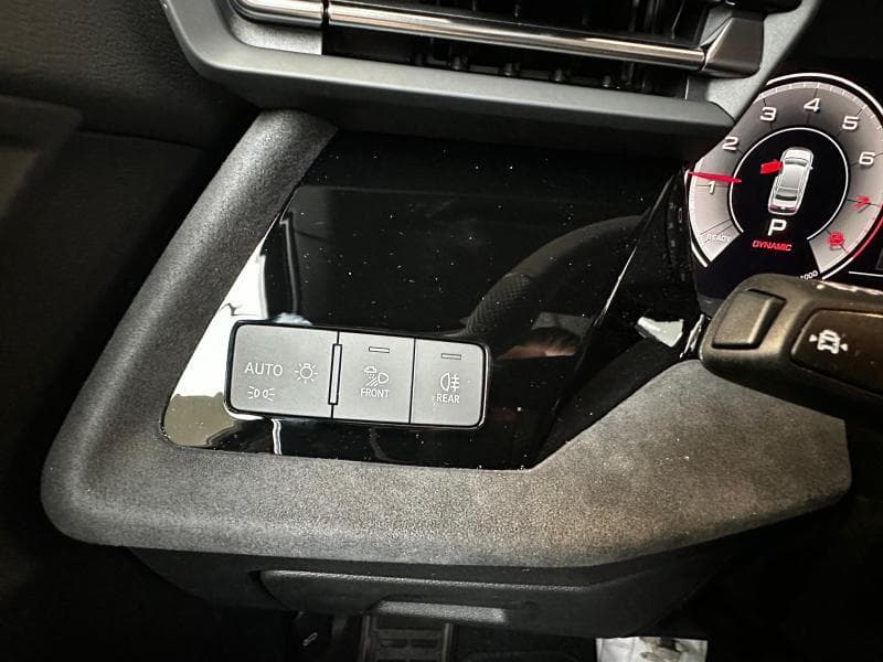 Audi A3 Berline S-Line int et ext | 1.5 TFSI 150 CV | Boite auto | GPS | Carplay | Sieges av electriques | kms evolutifs - 39