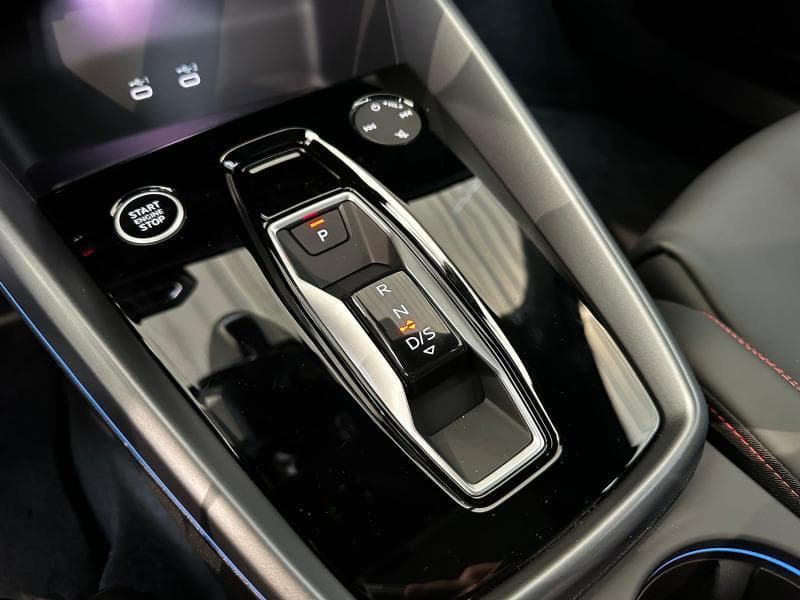 Audi A3 Berline S-Line int et ext | 1.5 TFSI 150 CV | Boite auto | GPS | Carplay | Sieges av electriques | kms evolutifs - 38