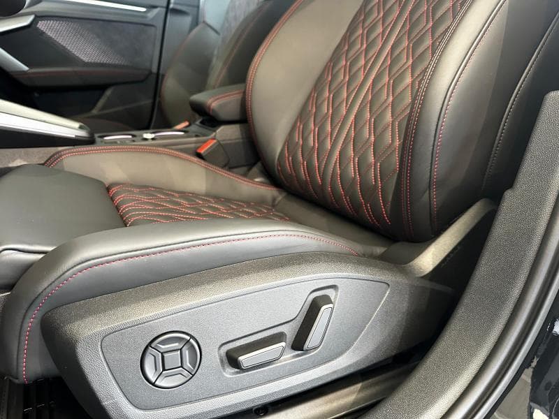Audi A3 Berline S-Line int et ext | 1.5 TFSI 150 CV | Boite auto | GPS | Carplay | Sieges av electriques | kms evolutifs - 11