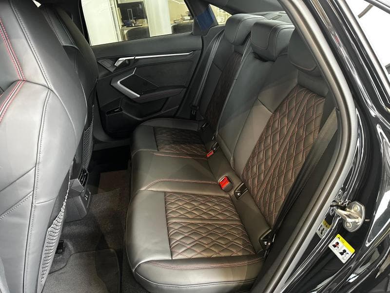 Audi A3 Berline S-Line int et ext | 1.5 TFSI 150 CV | Boite auto | GPS | Carplay | Sieges av electriques | kms evolutifs - 8