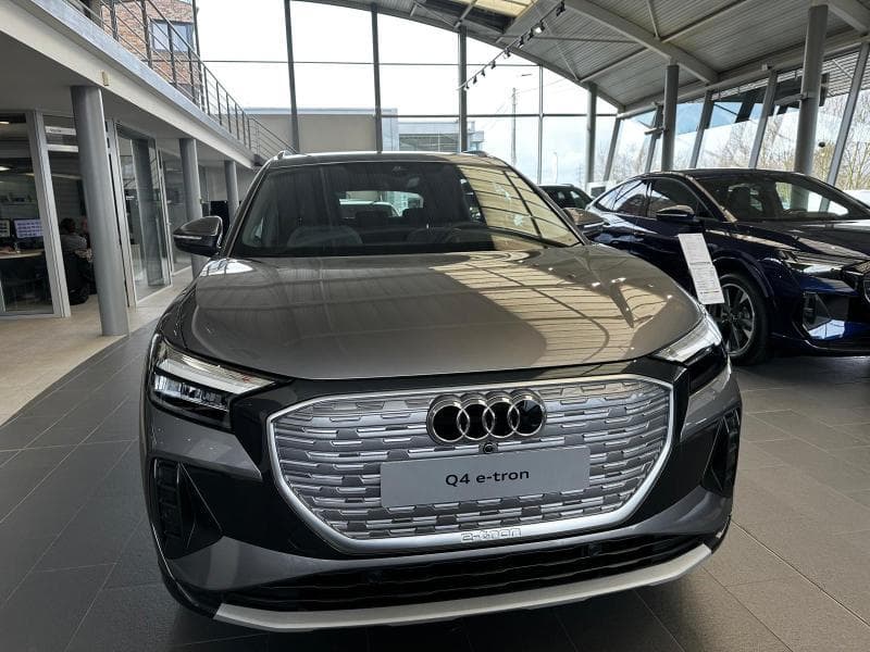 Audi Q4 e-tron 45 e-tron | Camera | GPS | Sieges av chauffants | Attache remorque | kms evolutifs - 21