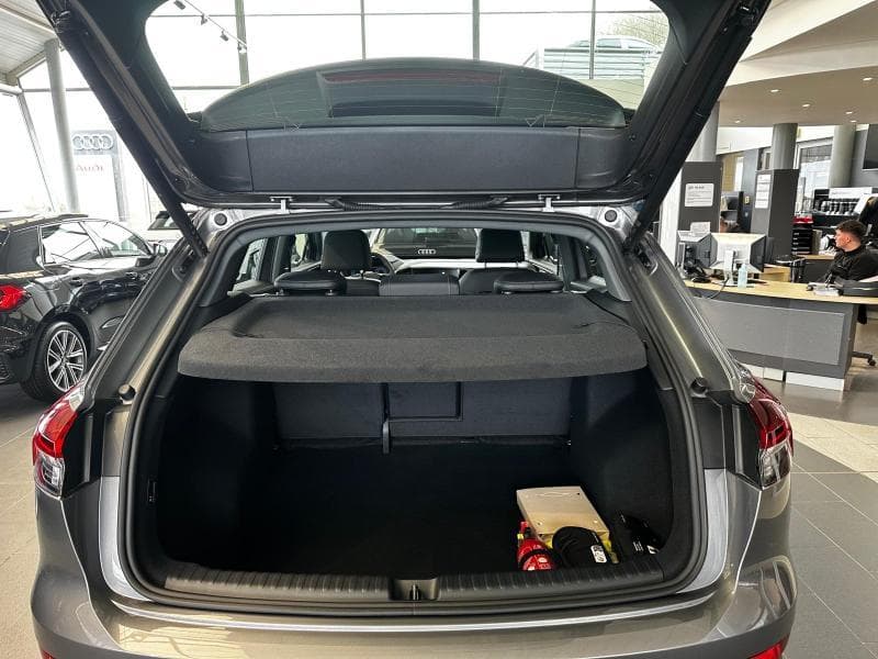 Audi Q4 e-tron 45 e-tron | Camera | GPS | Sieges av chauffants | Attache remorque | kms evolutifs - 31