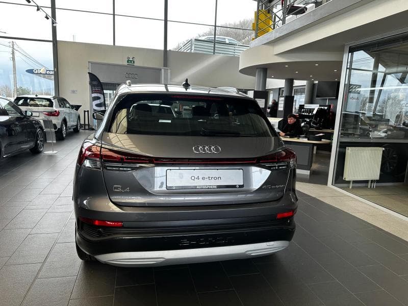 Audi Q4 e-tron 45 e-tron | Camera | GPS | Sieges av chauffants | Attache remorque | kms evolutifs - 8