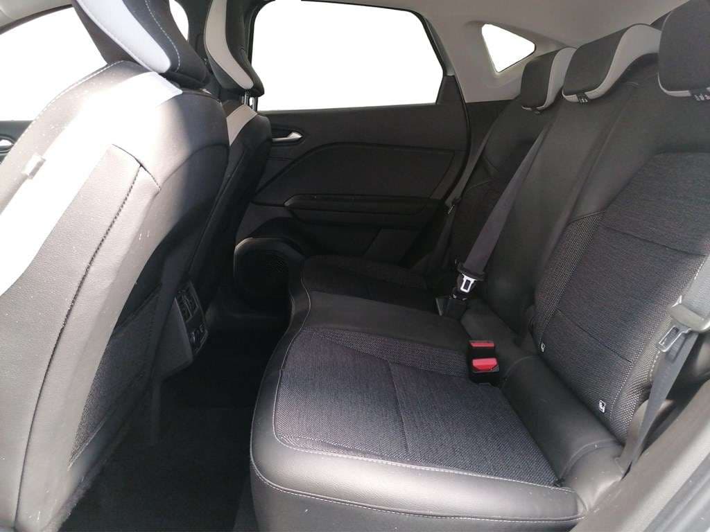 Renault Captur Techno GPF - 18