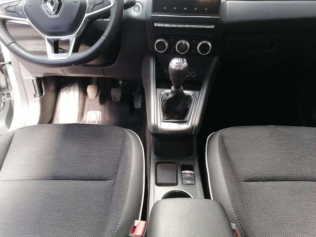 Renault Captur Techno GPF - 13