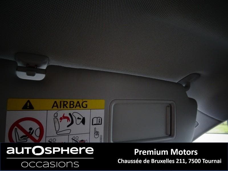 Audi Q3 AMBIENTE - 14