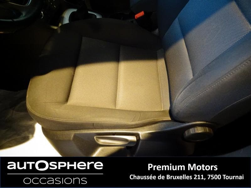 Audi Q3 AMBIENTE - 23