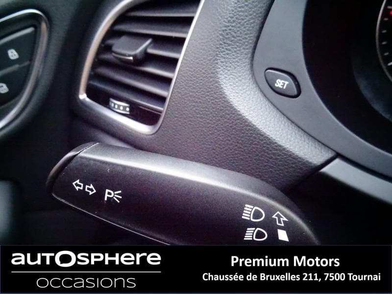 Audi Q3 AMBIENTE - 18